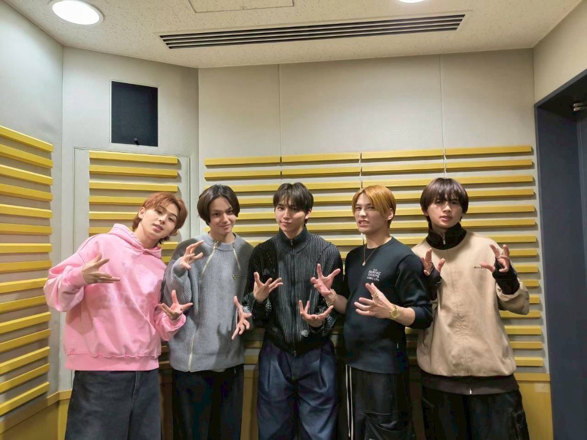 ワンエンのラジオ待ってました〜😆

#ワンエンANNX