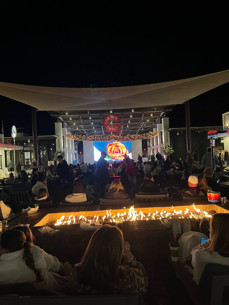 TheBigChill30A's tweet image. We had a BLAST kicking off the new year with you!🏖️🎉🥂Here's to 2026, let's make it a great one!!

#thebigchill30a #30a #hey30a #30aevents #30alife #nye #happynewyear #newyearseve #southwalton #sowal #visitsouthwalton #watersoundbeach