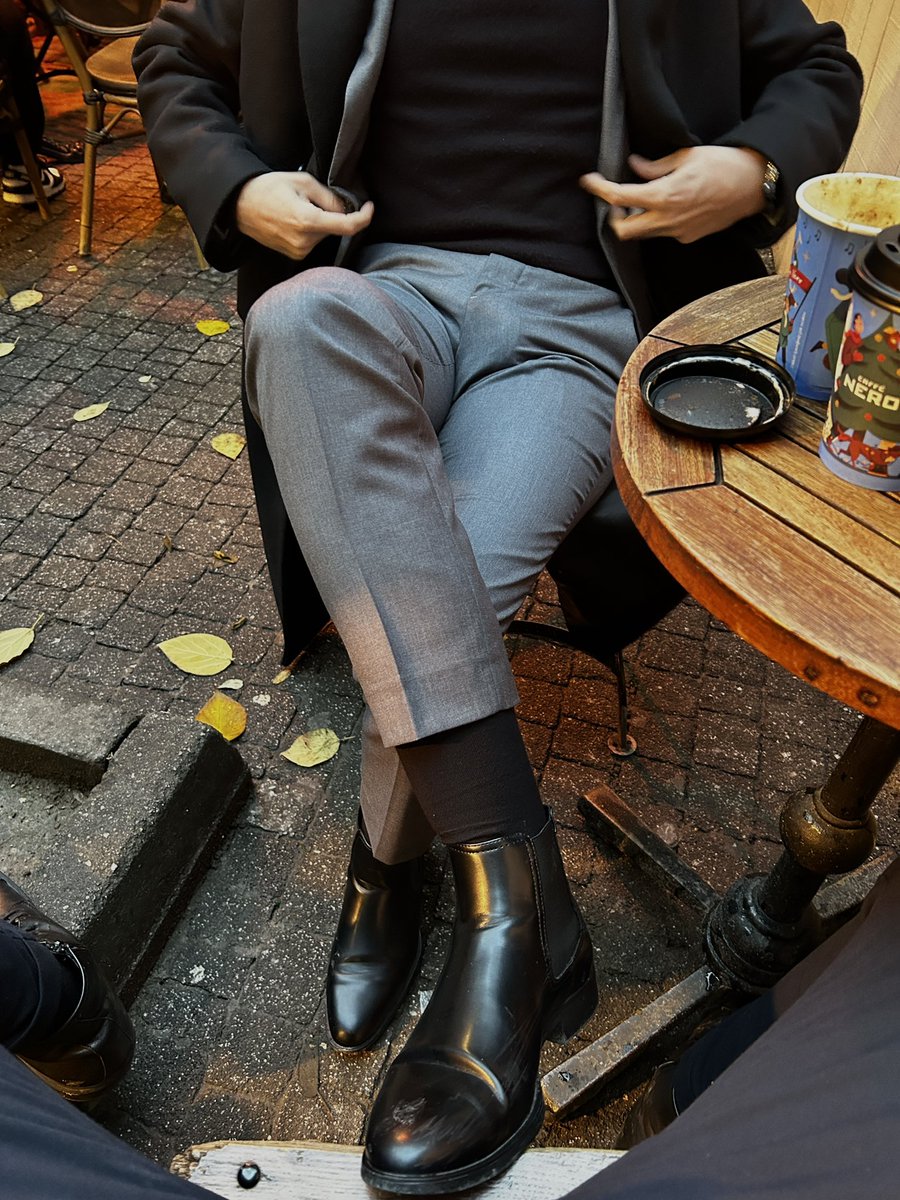 Suited Guy tweet media