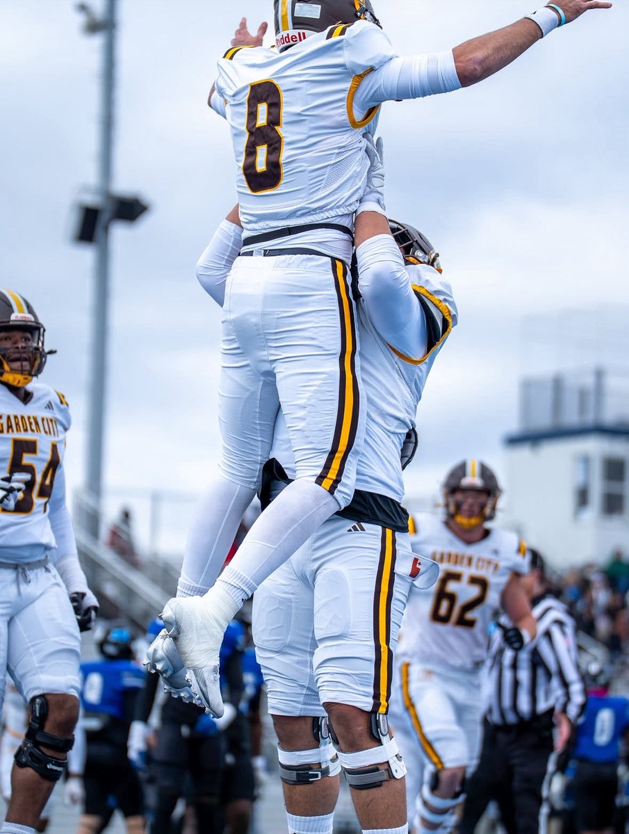 Tanner Helton tweet media