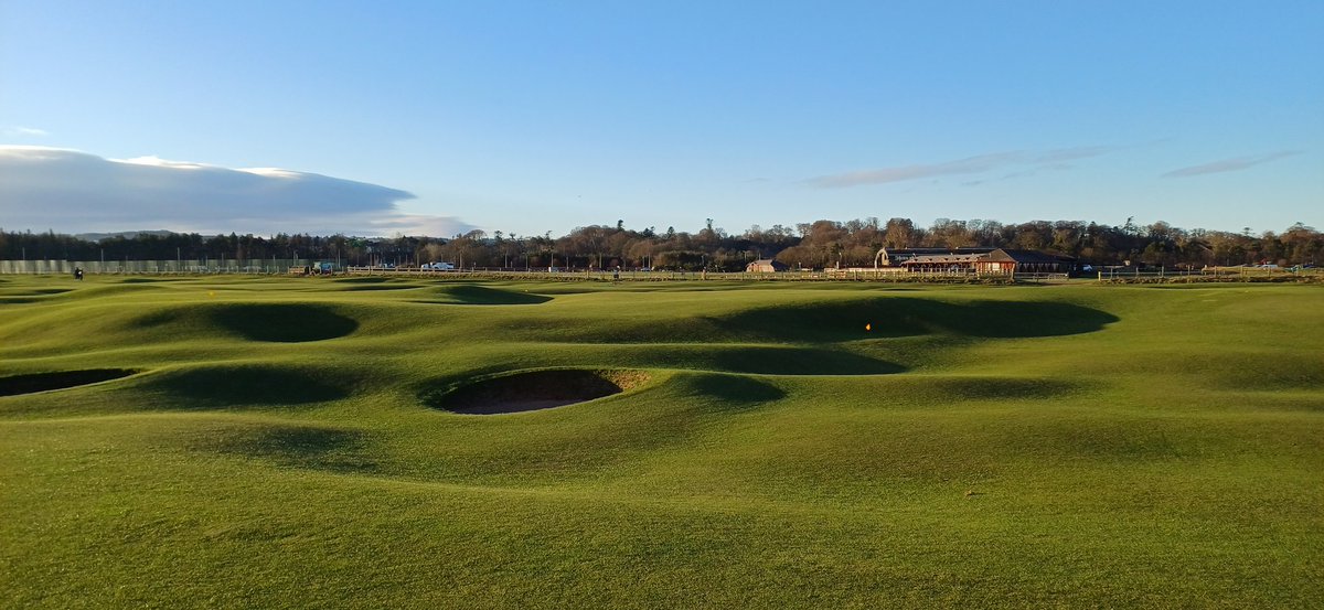 College Links Golf tweet media