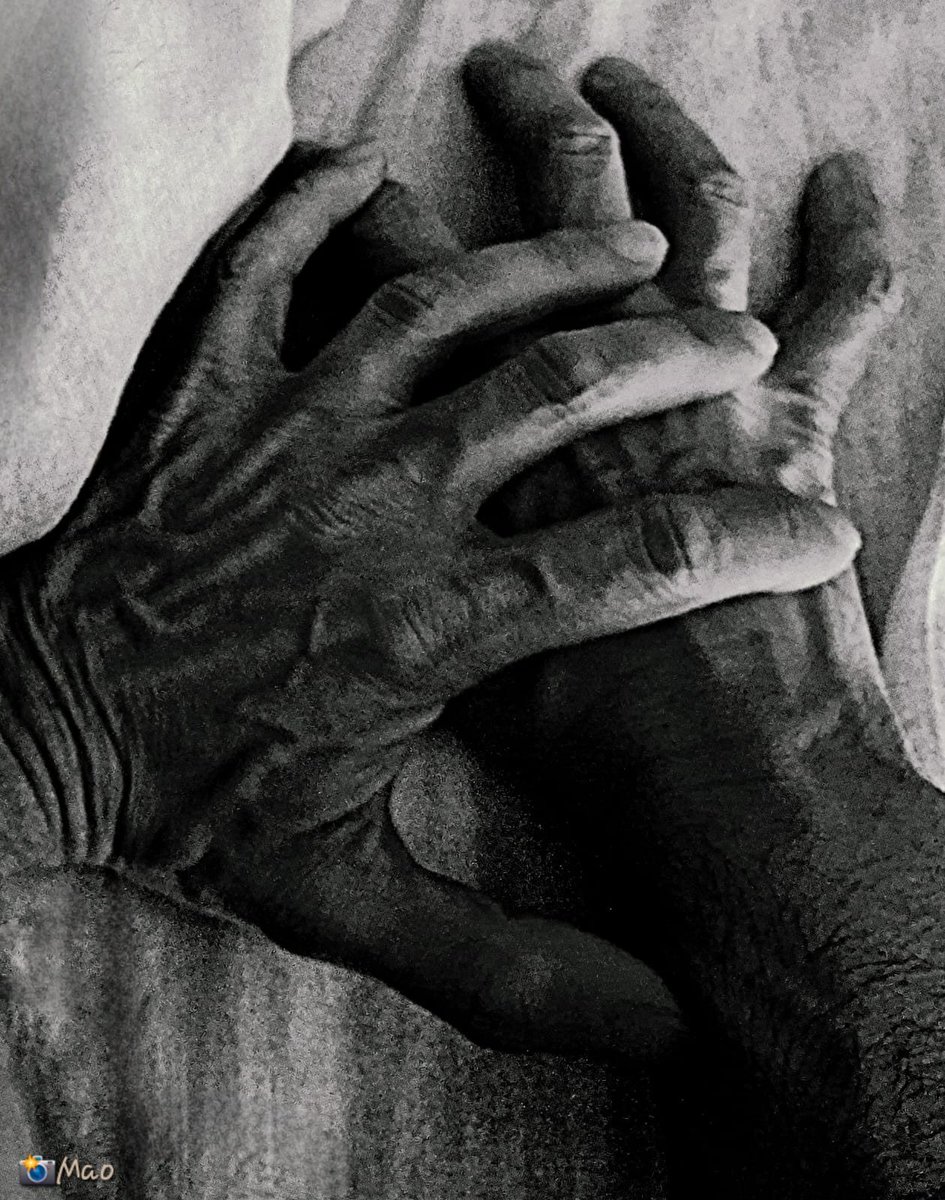 Design del tatuaggio ritratto di uomo artistico e fluido – Tattoos Wizard  Designs, image size:945x1200