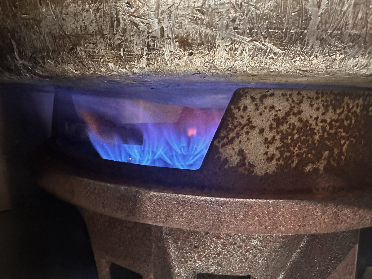 仕込み。
火入れ。