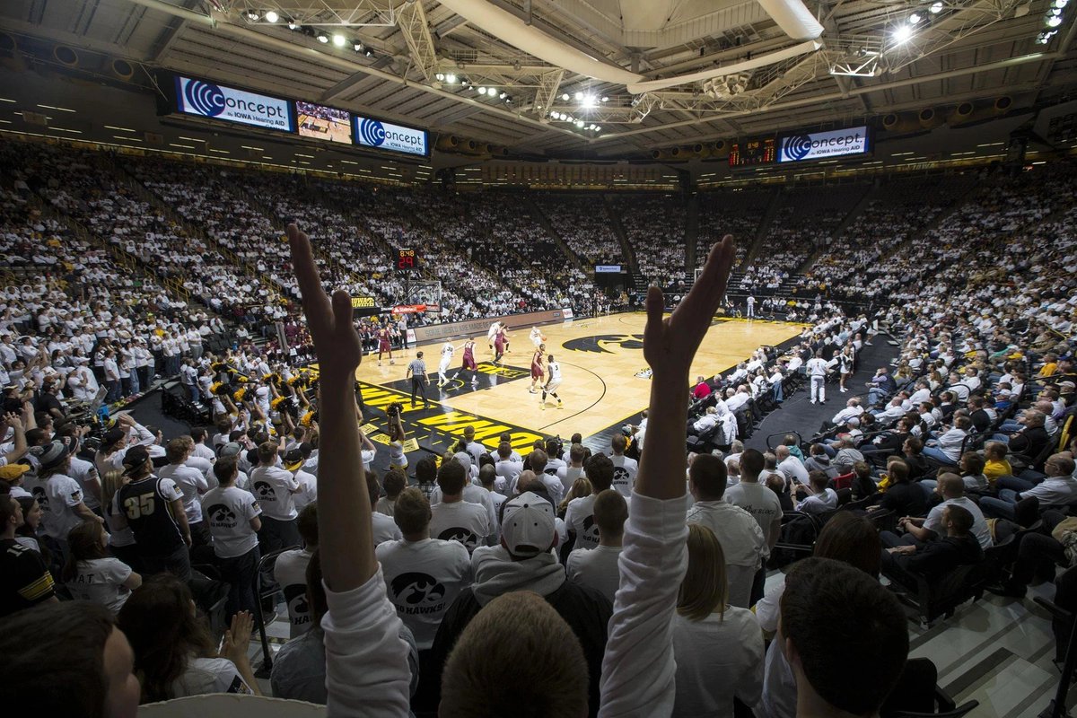 TheMcCollumEra's tweet image. Your #25 ranked Iowa Hawkeyes play UCLA at Carver Hawkeye Arena tomorrow at 5pm.

Wear white.