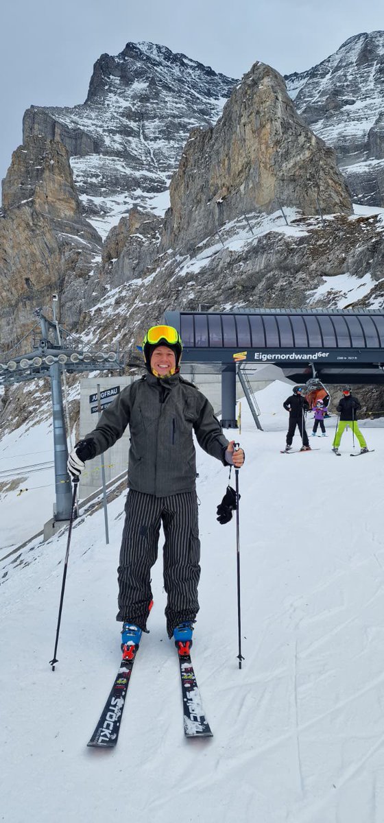 DomiAegerter77's tweet image. Ski day in Grindelwald ⛷️
The vibes were bright all day. Great runs with @hk2311__ @il.gat @mujo.metzgerei , a cozy evening, good food, spa time, and tomorrow it’s back to the slopes!

#Grindelwald #SkiDays #SwissAlps #WinterVibes #SkiLife MountainLove 

🏔️ @grindelwald_eiger