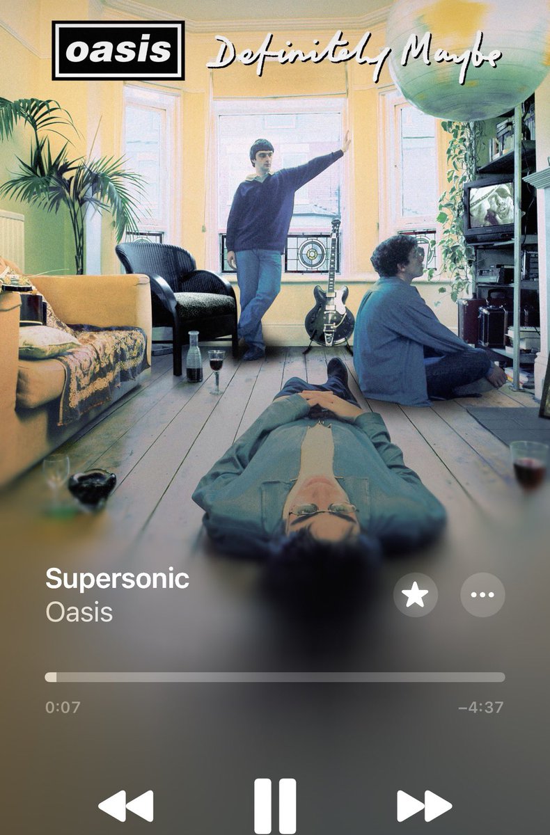 sofislidesaway's tweet image. me when supersonic starts playing