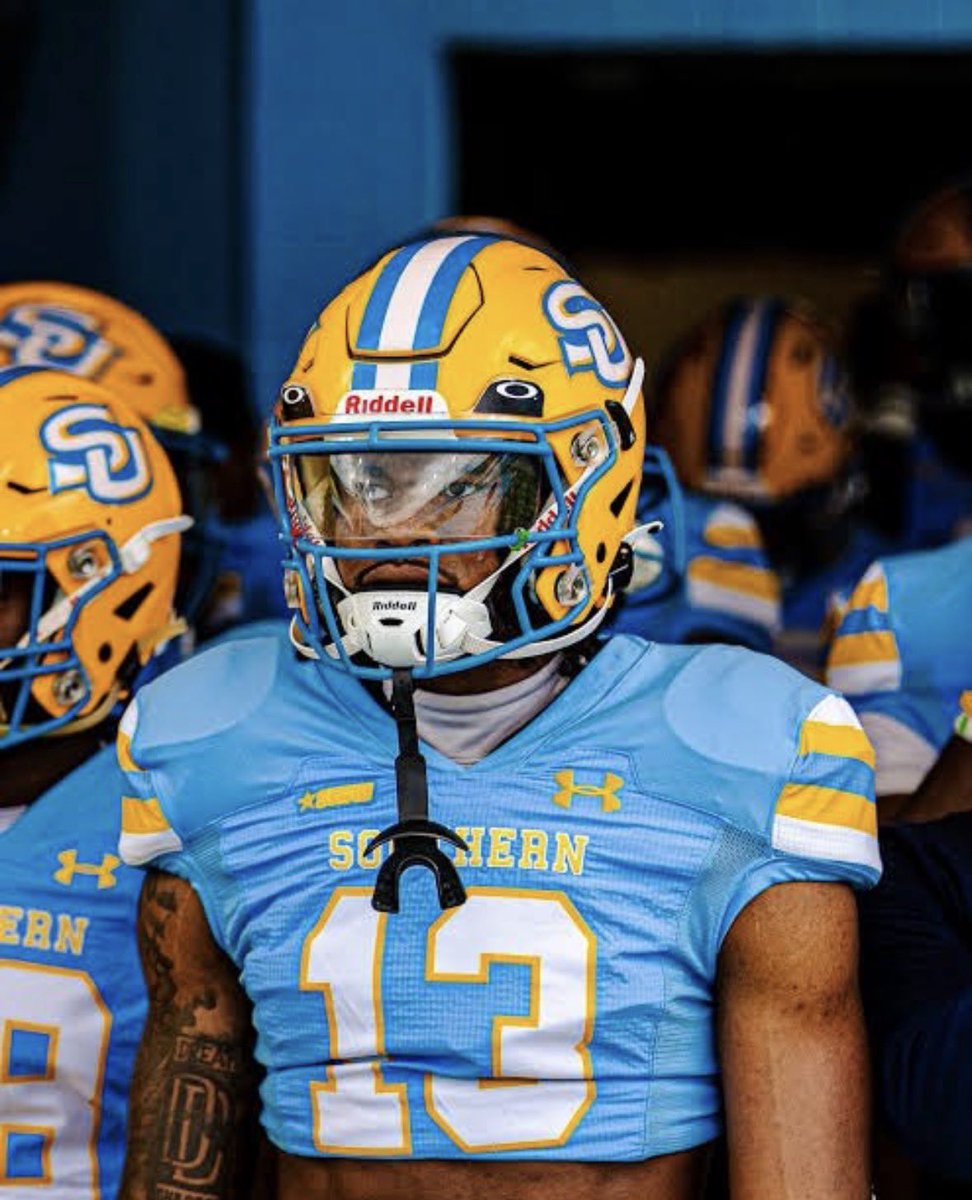 Mj_dade3's tweet photo. AGTG After a great conversation with @coachcov8 I'm blessed to receive my first D1 scholarship offer from @SouthernUsports❗️ @Youngbullz22 
@RecruitLouisian @247Sports
@on3 https://t.co/JncGlcM7xm