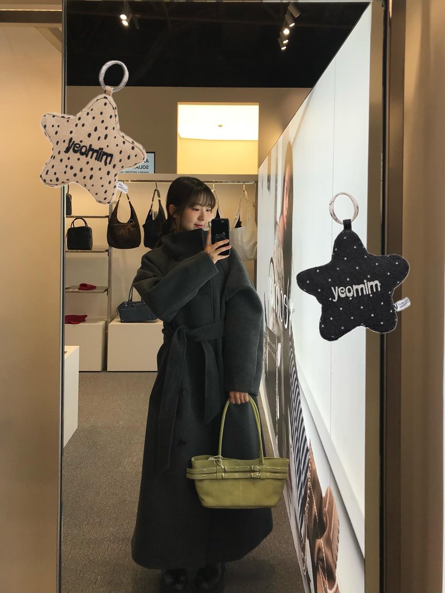 gwsnstagram's tweet image. [#SEOKYOUNG] 📸 seokyoungee post 

Let's go see the Yeomim pop-up in Seongsu-dong 🐾🤎
It's still open until January 31st!
It's cold in the morning, so be careful not to catch a cold
Happy New Year and I love you Yeomim 💌

#공원소녀 #GWSN #서경 

(1/4)