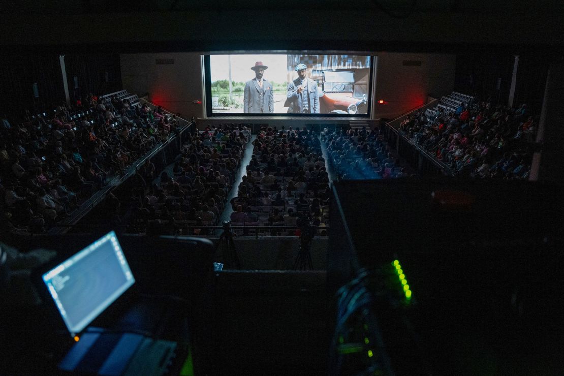 La taquilla norteamericana cierra 2025 con un estimado de entre 8.650 y 8.750 millones de dólares, lo que supone un aumento respecto a 2024 y un volumen de entre 765 y 780 millones de espectadores.

Según datos de Deadline, el descenso de espectadores sería del 5%. Sin embargo,