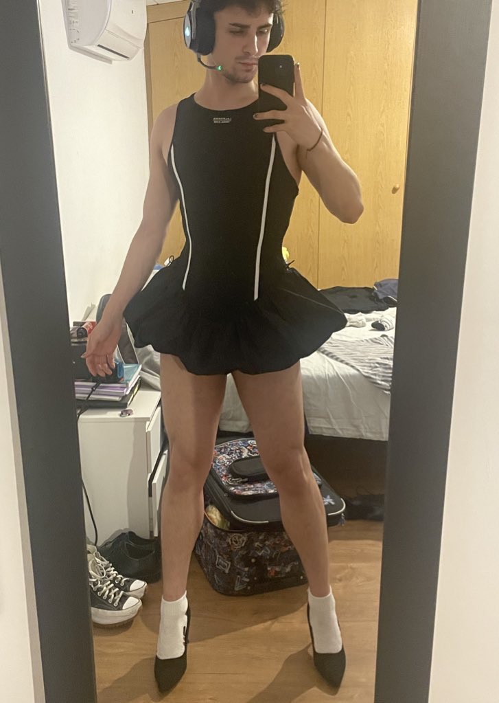 dededeoon's tweet image. El no expresionismo