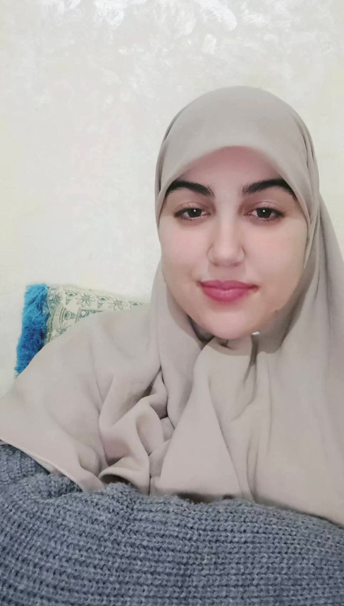 هل المرأة تعتبر بعمر الخمسين كبيرة بالسن؟!