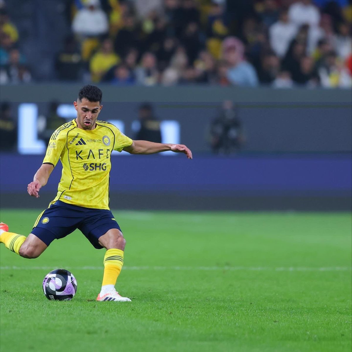 عكاز النصر tweet media