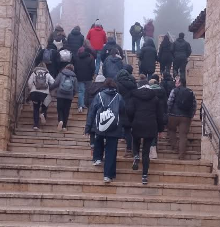 إقبال سياحي لافت على مواقع عجلون رغم الأجواء الباردة 