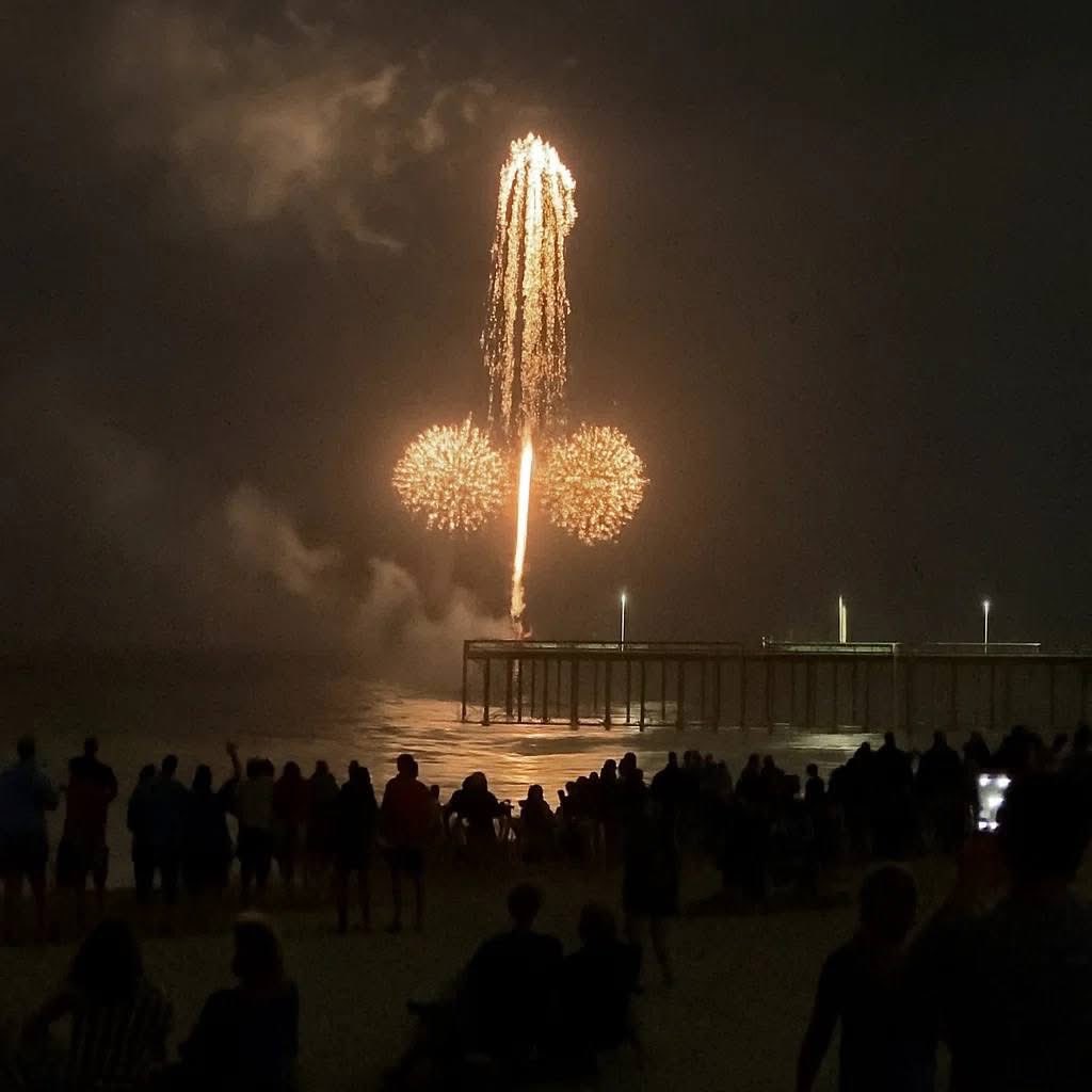 lisletrecords's tweet image. Fireworks

Hope everyone enjoyed the New Year’s Eve fireworks.

#fireworks 
#fridayfunny