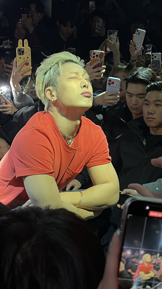 goodgamehaseyo's tweet image. 김지원 오늘도 콧등치크함😽♥️ 개기여움