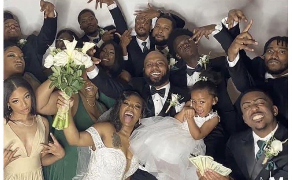 aluu_rsa's tweet image. This how ghetto my wedding gonna be