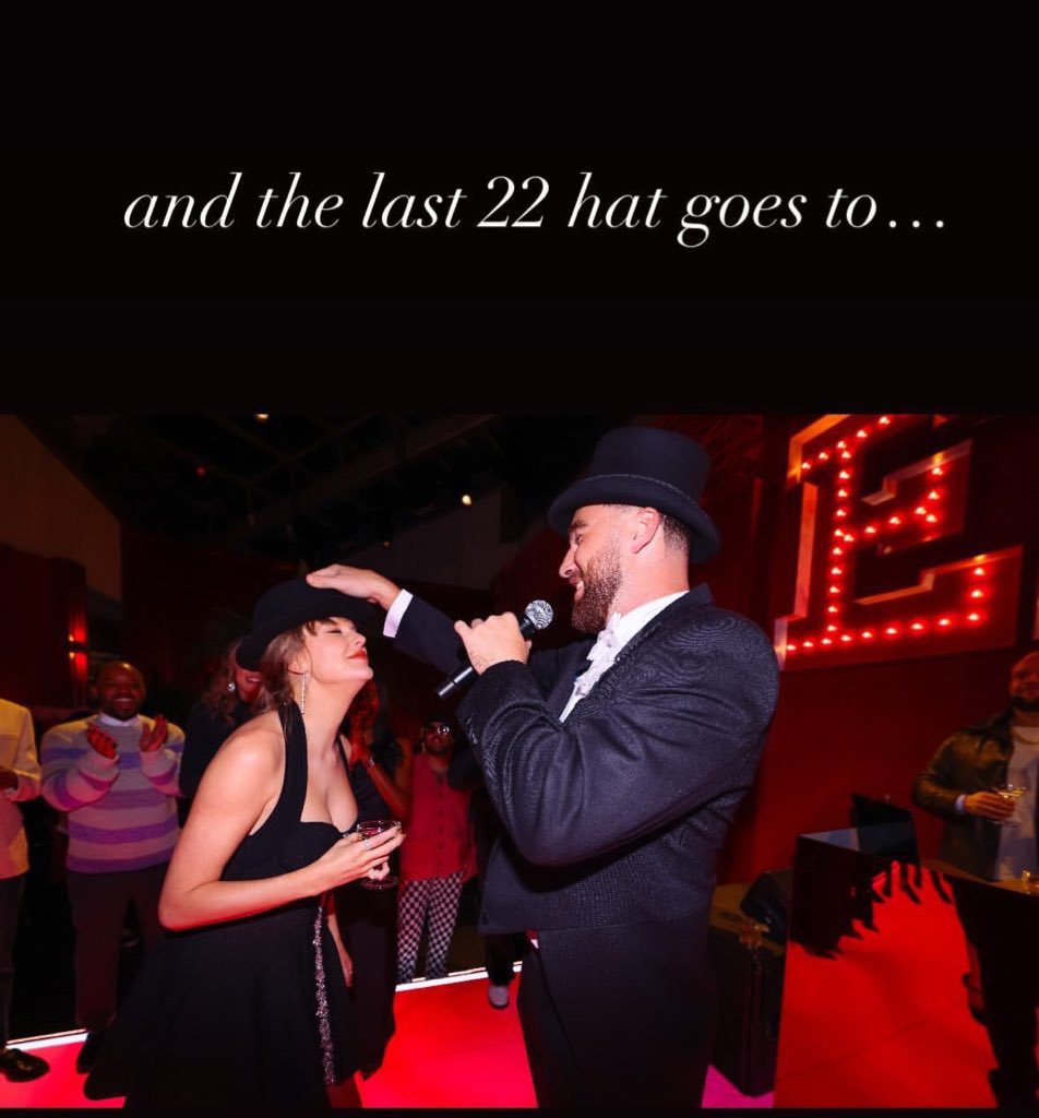 It’s double vote day!!! 

Travis Kelce #WPMOYChallenge