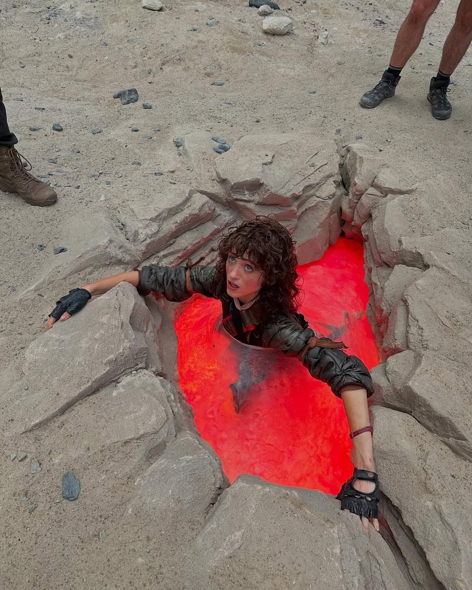 nancedaily's tweet image. our final girl🥹