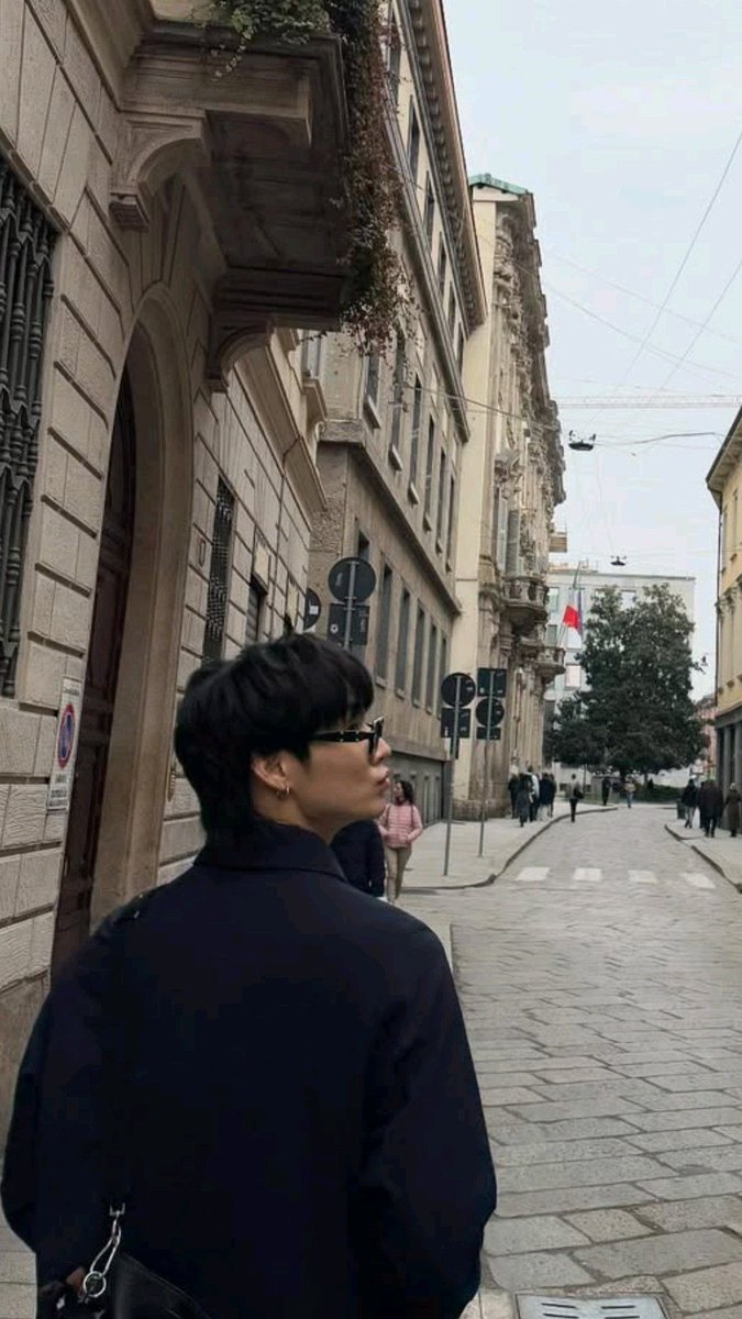 dogearclaire's tweet photo. ALL YOU HAD TO DO WAS STAY

people like you always want back the love they gave away and people like me wanna believe you

a jaegi au https://t.co/Lafs4t4EBd