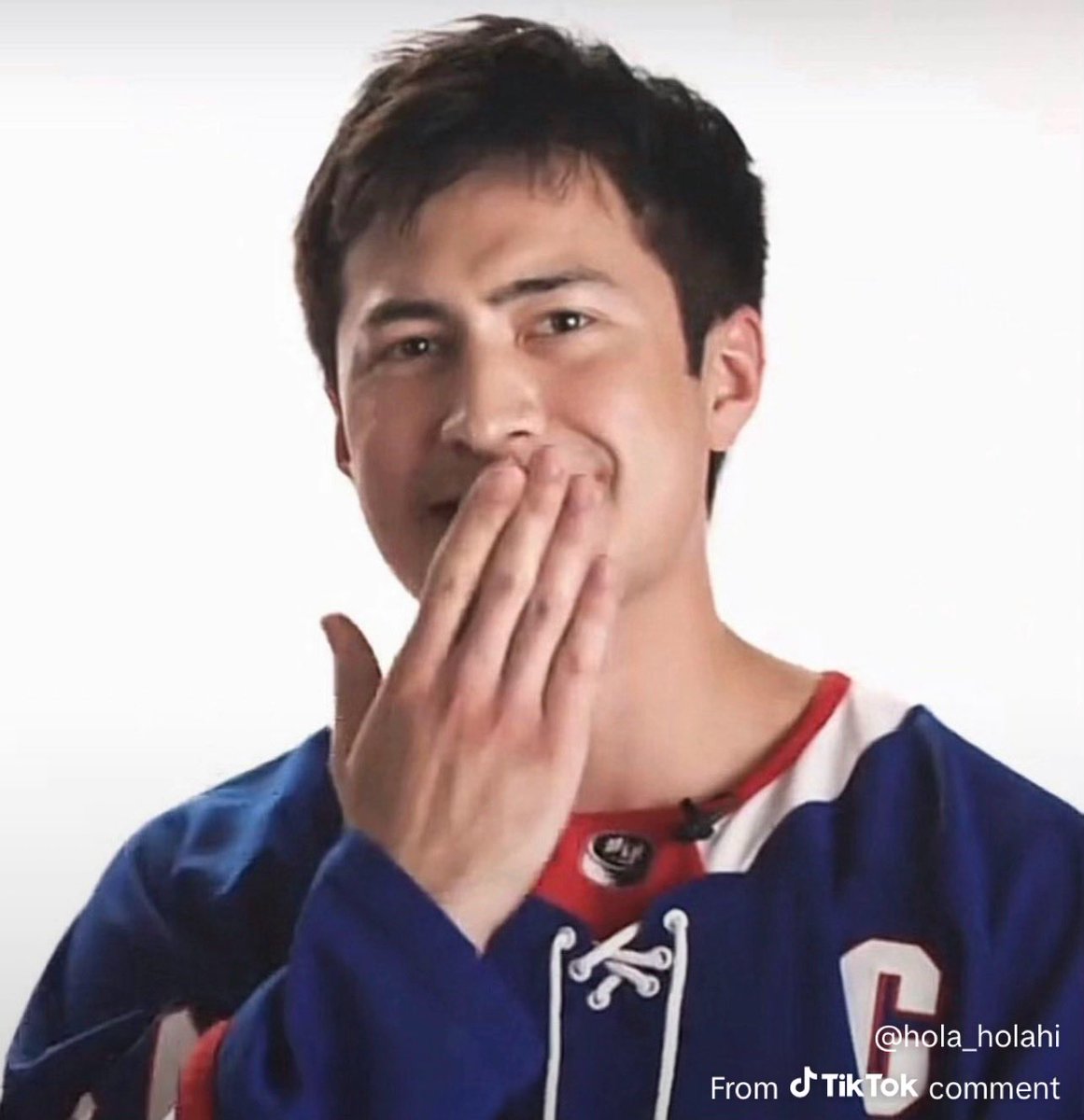 i can’t decide if i love Black women’s or straight men’s love/reactions of #heatedrivalry more…