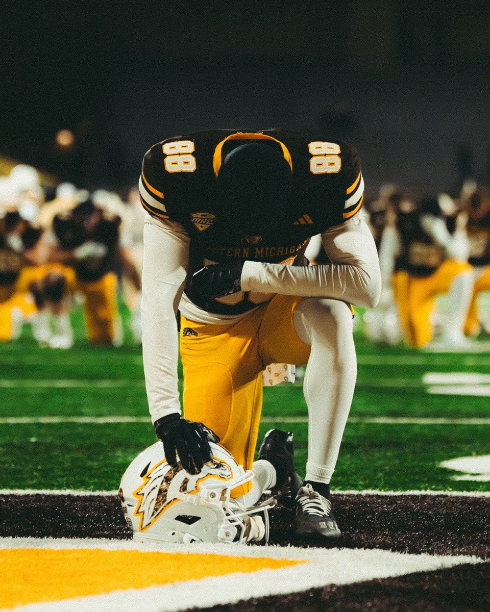 Daonlyray's tweet image. Officially in the transfer portal 
#Agtg 
2 yrs eligibility
3.6 gpa
Ready to go!! 

@DPTheRecruiter @JUCOFFrenzy @JauqVuko @Hayesfawcett3 @247SportsPortal