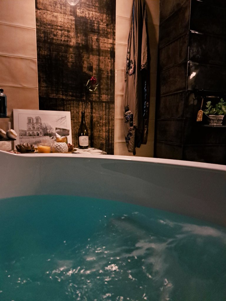 Сегодня было жесть как холодно, но безумно красиво

Вечерний отогрев💫