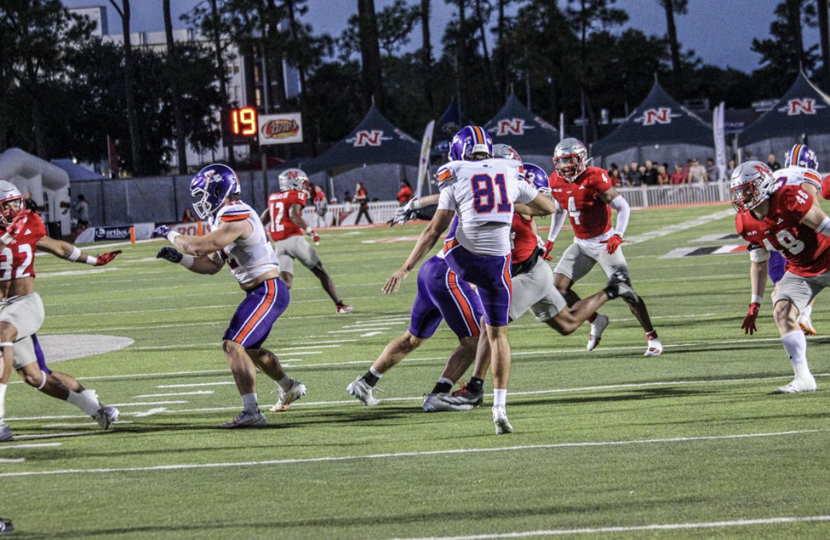 zackRstone's tweet image. I have officially entered the transfer portal with 2 years of eligibility remaining 

6’3 185 left foot punter (pocket and rollout style) holder for left&amp;amp;right foot kickers

Where’s home?