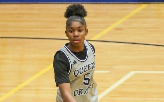 Lady Phenom Hoops tweet media