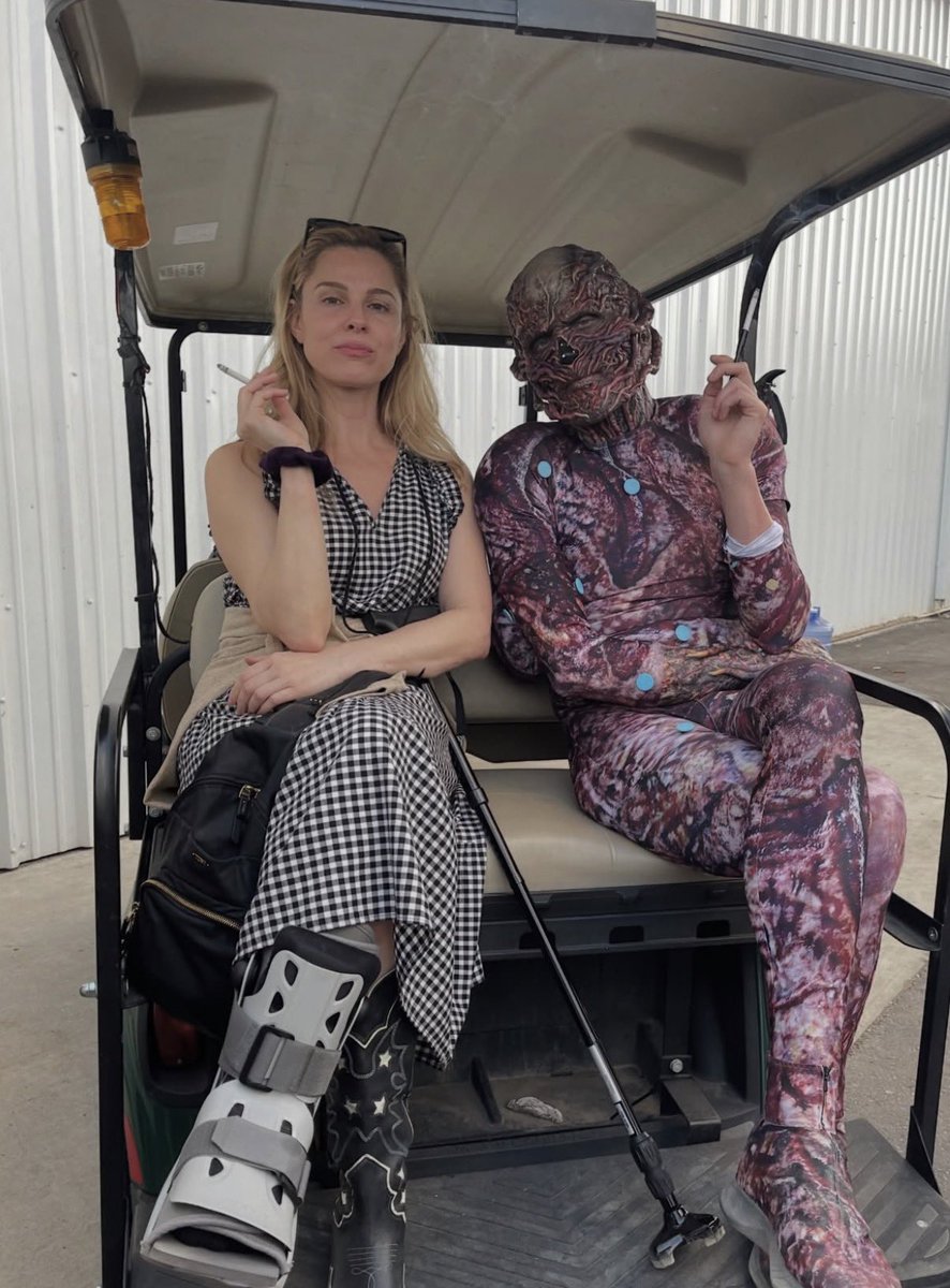 ingsblak's tweet image. ᅟ
ᅟᅟᅟ    
ᅟᅟ    
ᅟ
                     
                     #𝙃𝘼𝙒𝙆𝙄𝙉𝙎𝙃𝙊𝙇𝙄𝘿𝘼𝙔𝙎
                 
ᅟᅟ    ᅟᅟ    
ᅟ
ᅟᅟᅟ    
ᅟᅟᅟ