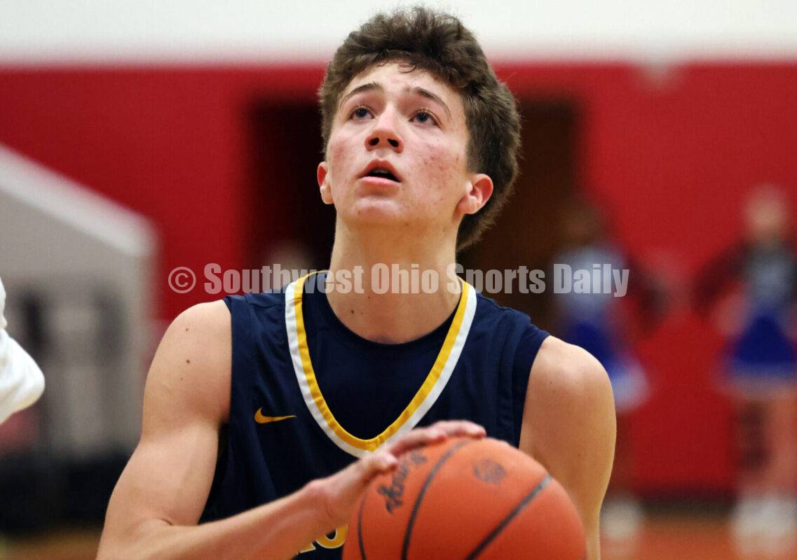 SW Ohio Sports Daily boys basketball tonight ...

<a href="/rickcassano/">Rick Cassano</a> <a href="/SWOSportsDaily/">Southwest Ohio Sports Daily</a> has <a href="/HornetBoysBB/">Monroe Hornets Basketball</a> (7-1, 3-0 SWBL Southwestern) at <a href="/rossrams_mbb/">Coach Lane</a> (2-4, 2-1 SWBL Southwestern) at 7:15 p.m.

Series: Monroe has won 3 of the last 4 meetings, though the Butler County rivals are 6-6 in