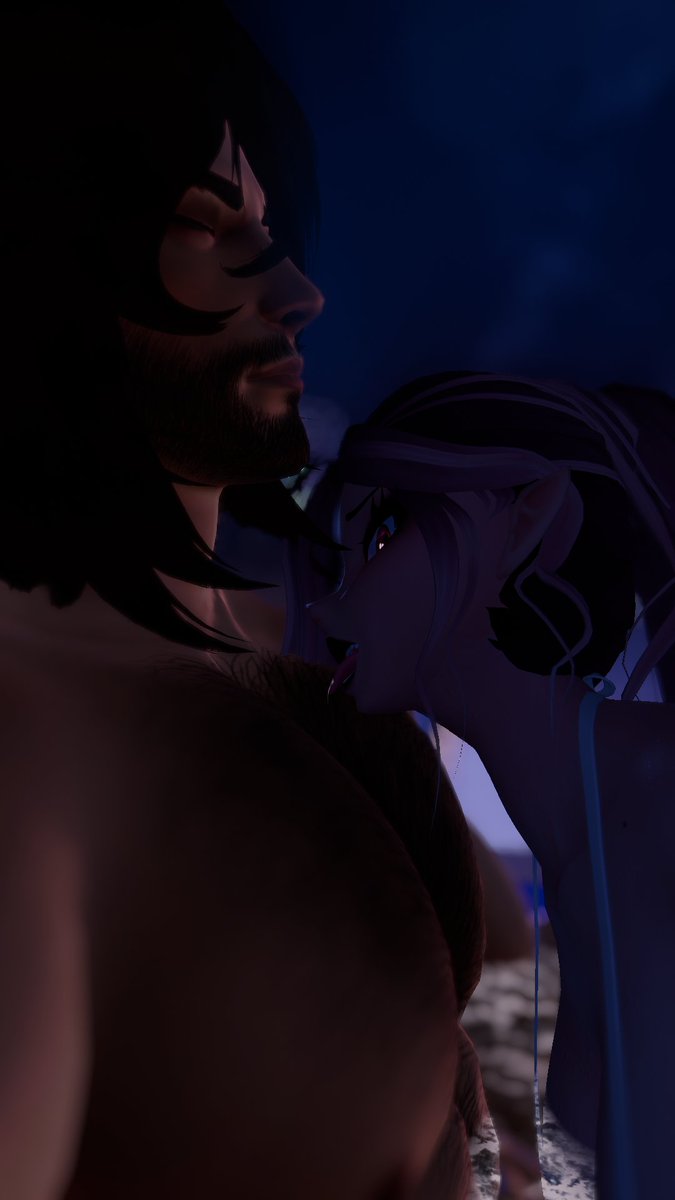 Th3JadeFox's tweet photo. If you kiss my neck it will trigger my own oral fixation. 
@BinaryRoue found that out. 

✩‧₊˚─────⋆⋅☆⋅⋆─────˚₊‧✩ https://t.co/kQPTb5zsHo