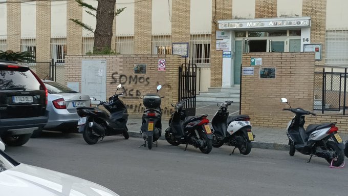 XerecismoEnVena's tweet image. Si hablamos de pintadas, hablemos bien