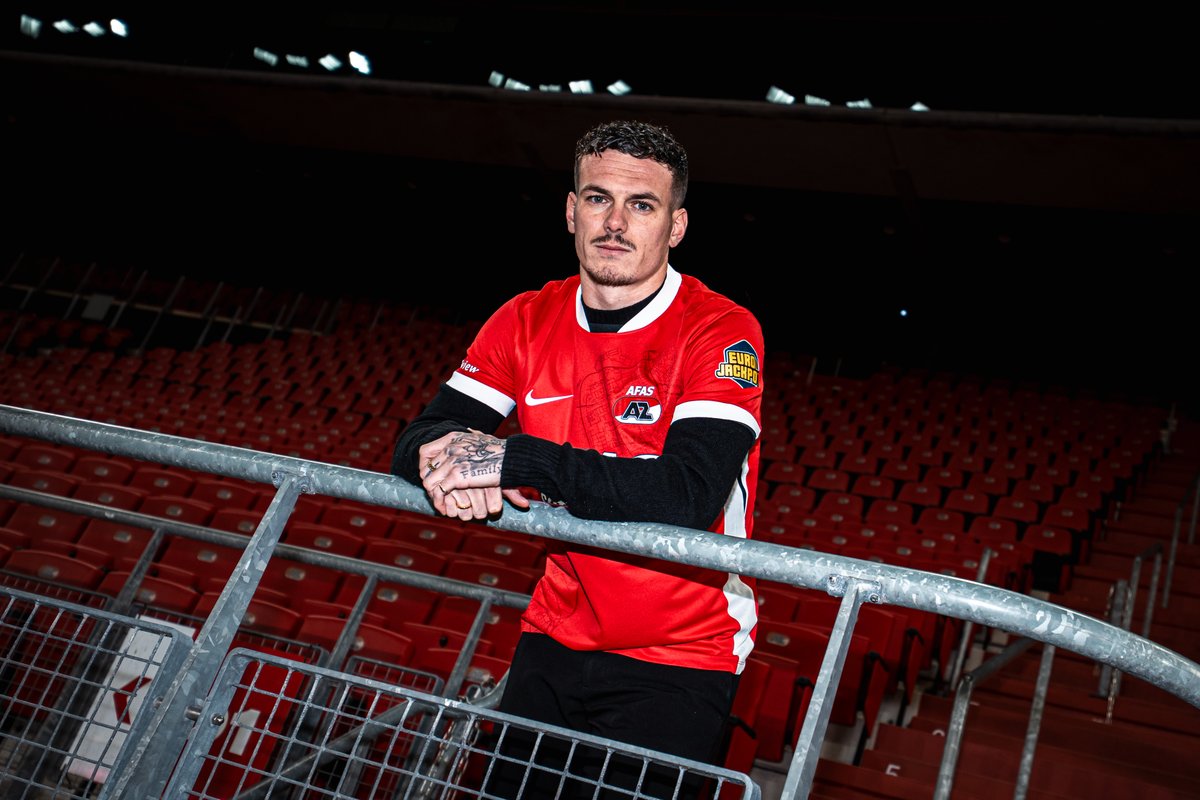 DeadlineDayLive's tweet image. 📝 𝗗𝗘𝗔𝗟 𝗗𝗢𝗡𝗘: AZ Alkmaar have signed striker Jizz Hornkamp from Heracles Almelo.

(Source: @AZAlkmaar)

Yes, that's his actual name.