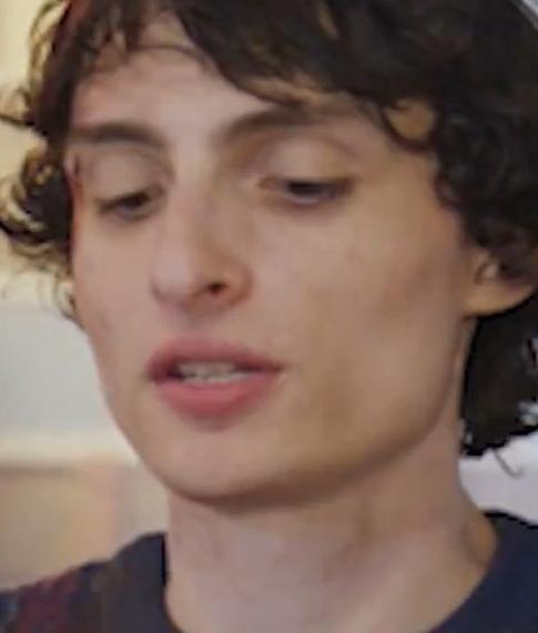 foahstars's tweet photo. Finn wolfhard is still actively looking at Noah Schnapps lips in the year 2026 https://t.co/6gp1RC1OFG
