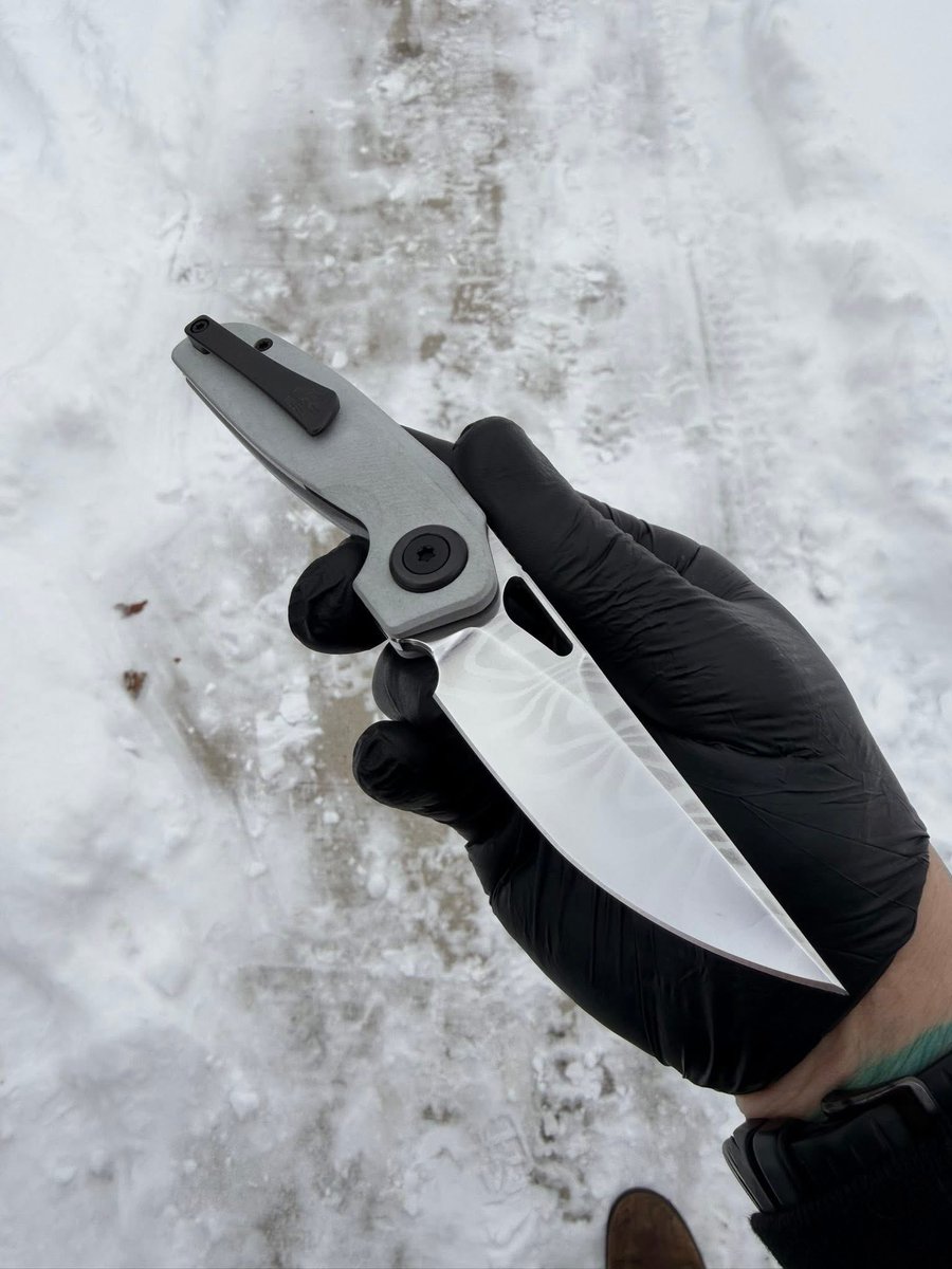 HMC Knives tweet media