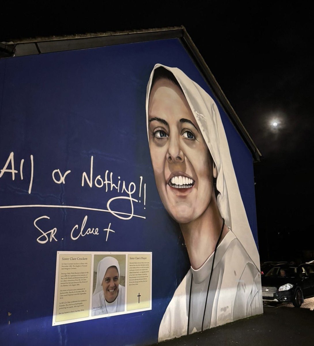 ArchbishopEamon's tweet photo. The moon over Derry tonight; and Sr Clare - who reflected so beautifully the joy and radiance of Christ!
#SrClareCrockett #HomeOfTheMother
@EWTN https://t.co/ulalpUsUsV