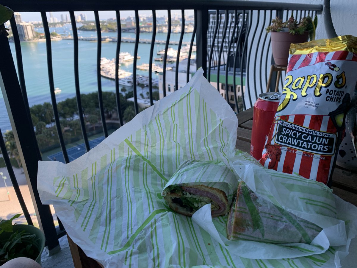 Nothing feels more Florida than a Pub SuB!