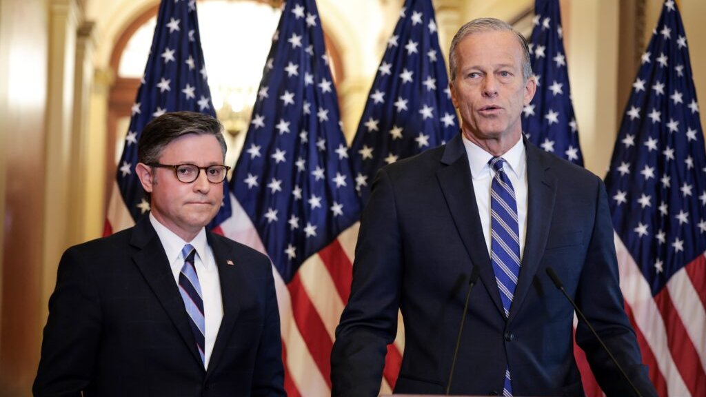 EricLDaugh's tweet image. 🚨 BREAKING: Elon Musk calls on Congress to pass mandatory nationwide voter ID

GET IT DONE!

Put it up for a vote and FORCE Democrats to oppose it.

And when enough Senate Democrats don't pass it, NUKE THE FILIBUSTER. 🔥