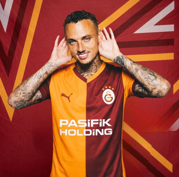 Galatasaray, Napoli'de mutsuz olan Noa Lang ile ilgileniyor. (Il Mattino)