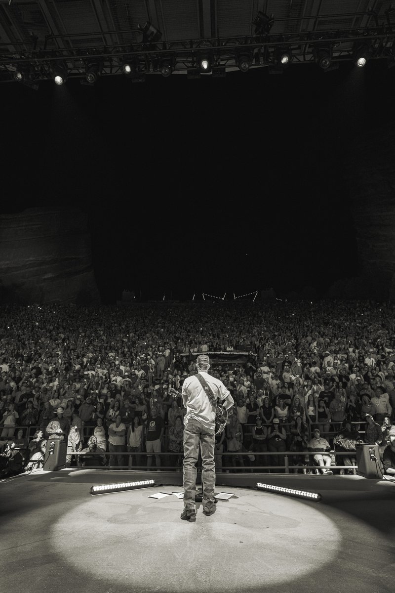 _FreshWestern's tweet image. Happy New Year’s. Thankful for this year. Fired up for what’s next. Appreciate the love, the support, and every FW hat out there. See y’all in 2026.

📸 : @ChrisKleinmeier