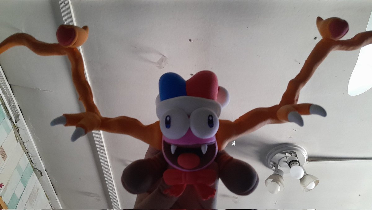 Beezy (Working on C🎨mms) tweet media