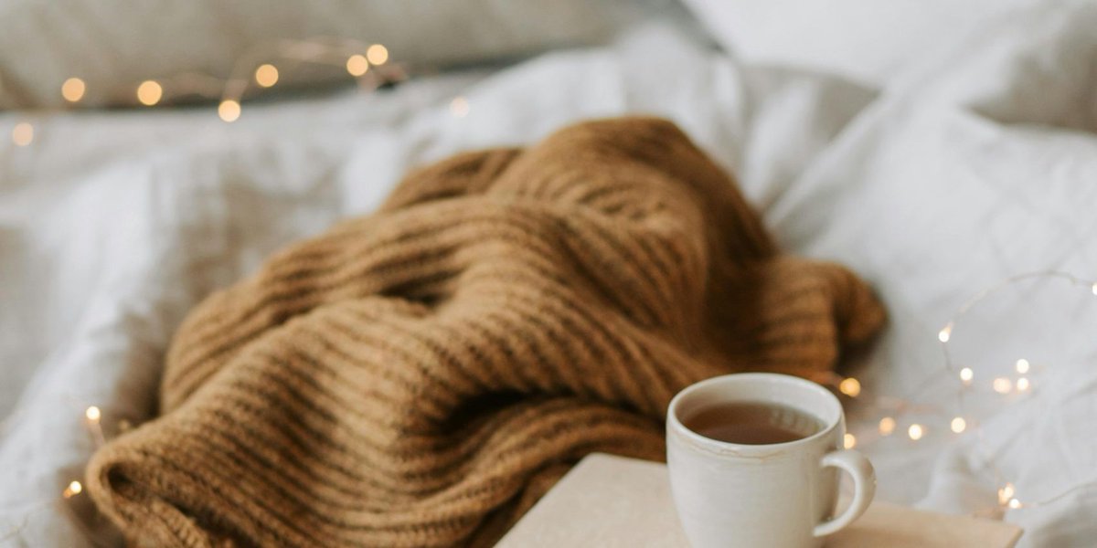 Hailey_Rowe's tweet image. New Podcast: Engagement Story!  

Link is: haileyrowe.com/engagement-sto…