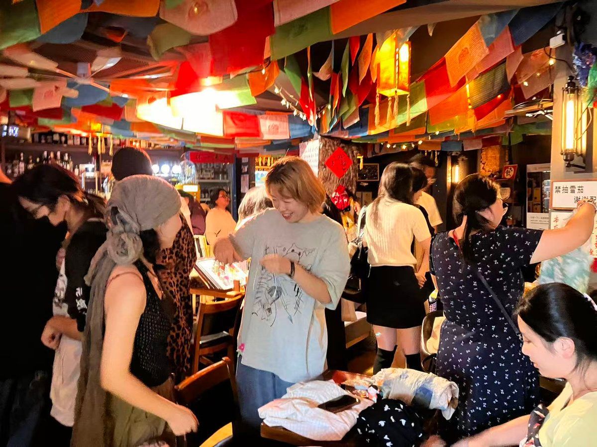 “Many customers bring clothing and other items simply because they don’t want usable goods thrown away.” 

For young Chinese shoppers, thrifting isn’t just about saving money. It’s about values, practicality, and sustainability.

Learn more about #China’s growing #thrifting