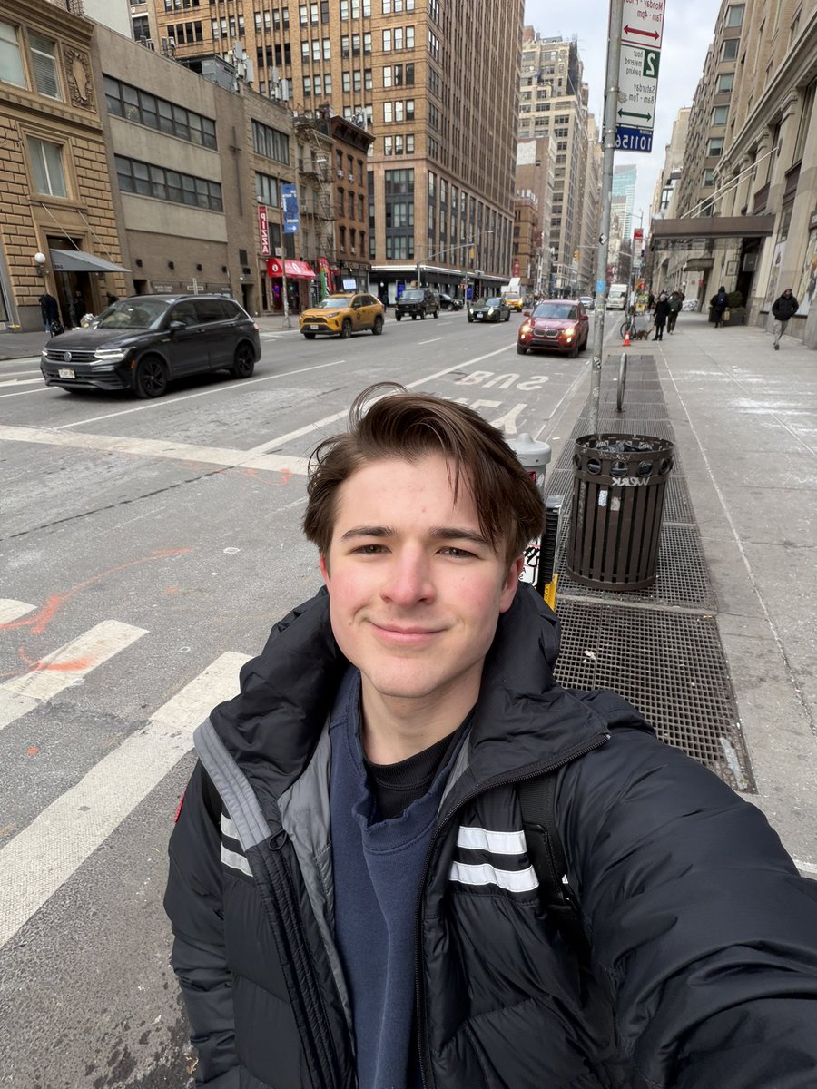 Guys I’m literally shaking right now. I’m in Mamdani’s NYC and as you can see there’s crime everywhere. Burning cars, looting, death… Sharia law has arrived. MAGA, please do not travel to NYC!