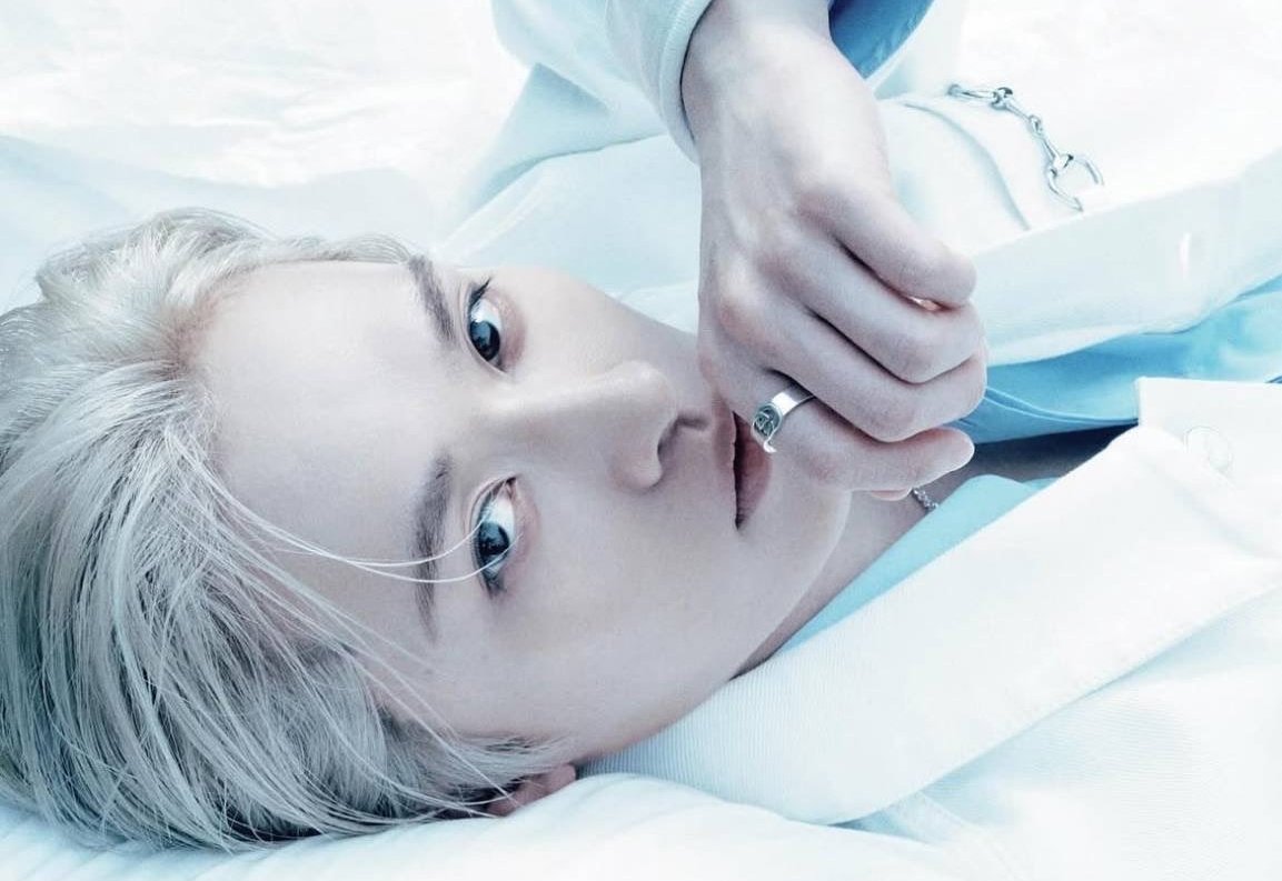 misokittys's tweet image. the difference in their gazes is insane I love how minho looks so sharp and cat-like while jisung looks like he's begging and about to whine . something about 🥺 bottom face just being his default