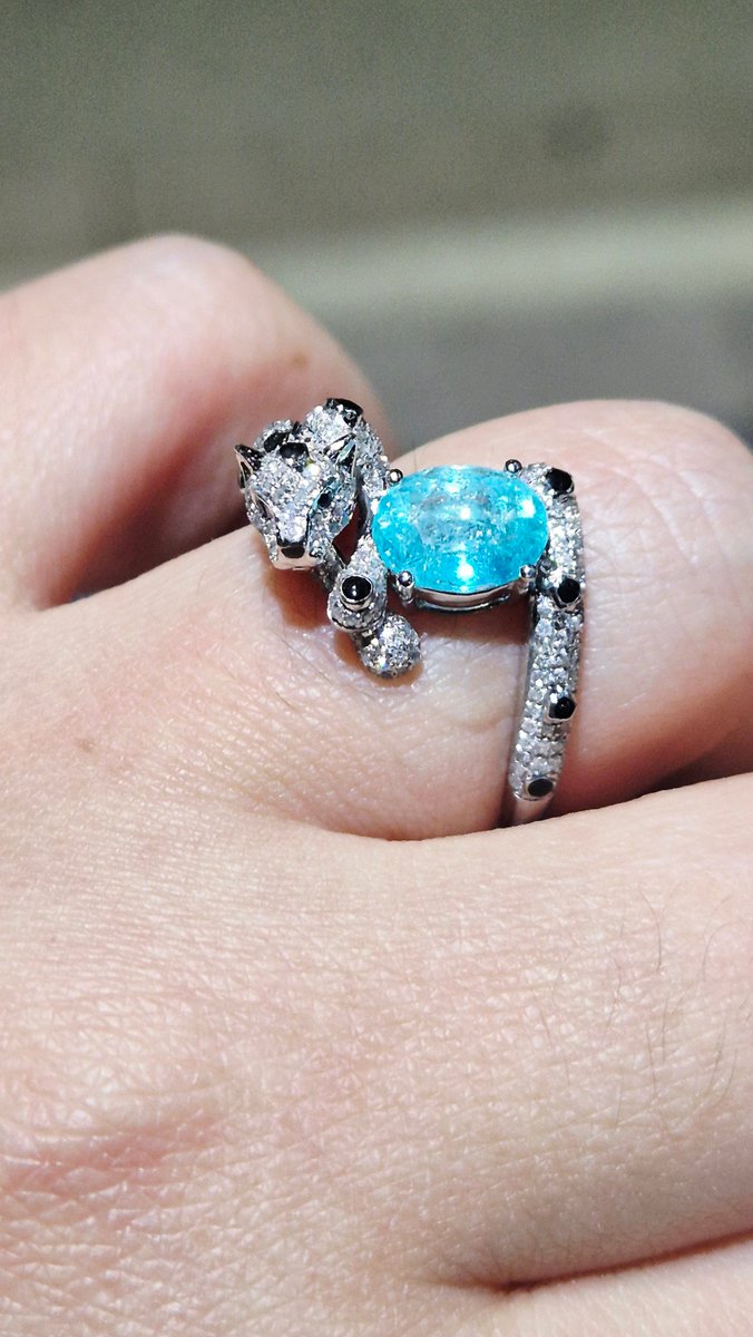 Tan_YYaa_'s tweet image. 뵤