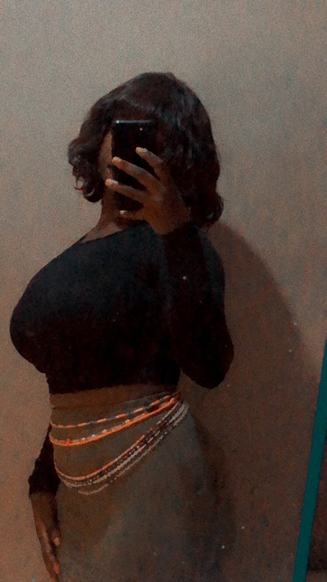 Little Miss👻 tweet media