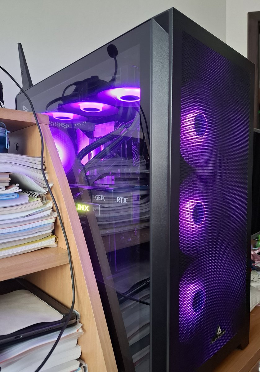 BricksBree 🧱 tweet media