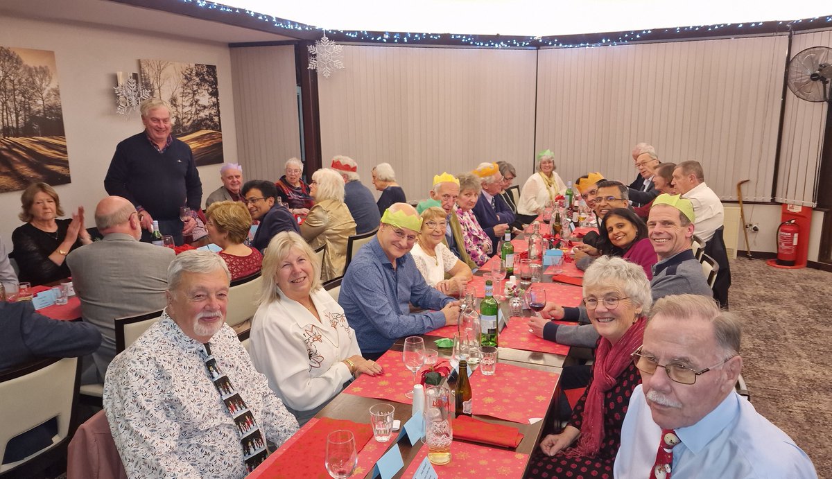 We meet at <a href="/PoultWoodBar/">Poult Wood Bar & Restaurant</a> #Tonbridge on the 2nd &amp; 4th Thursdays each month (Evenings 18.30 for 19.00) and the 3rd Thursday each month (Lunchtime meetings 12.30 for 13.00).  Why not join us? Make a difference to those in need and have fun while supporting your community.