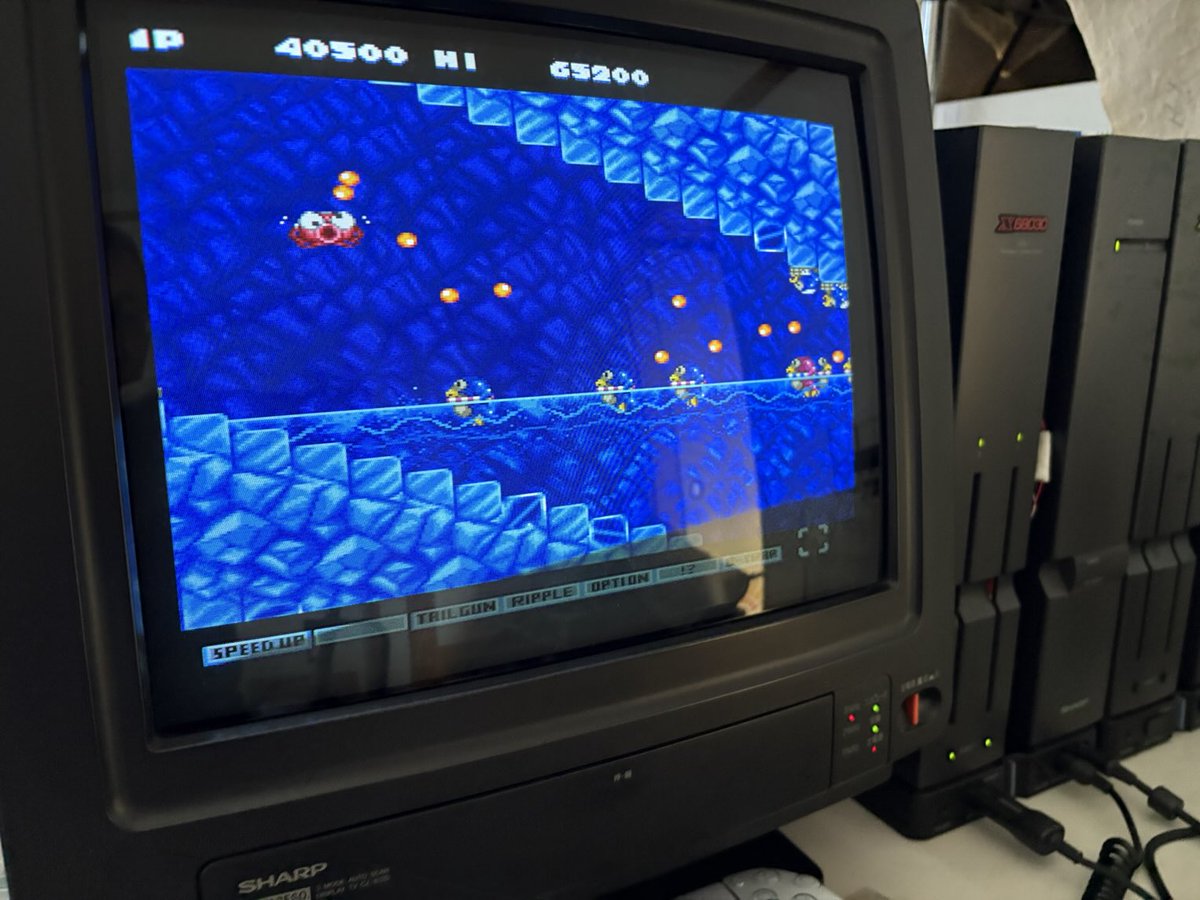 動作確認にパロディウスだ！を。進めないー💦